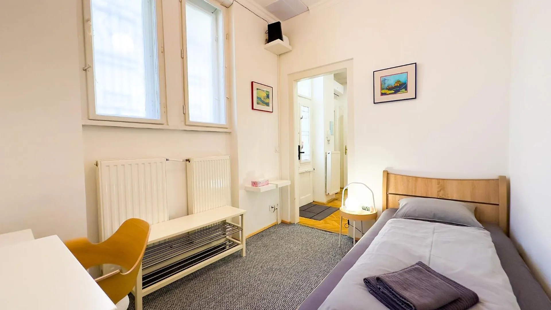 Spacious 4Br Oasis In Central Budapest - Bp Sky